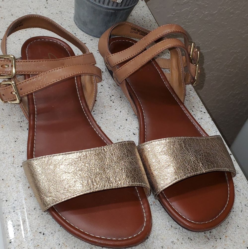 These have sold.  CLARKS